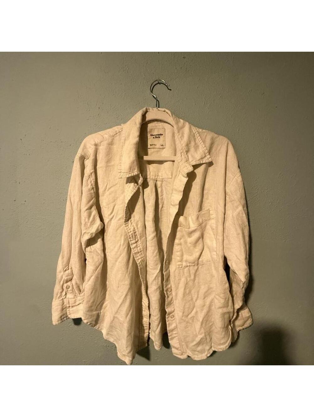 Cream Abercrombie & Fitch linen shirt in a L #linenlove #preppy